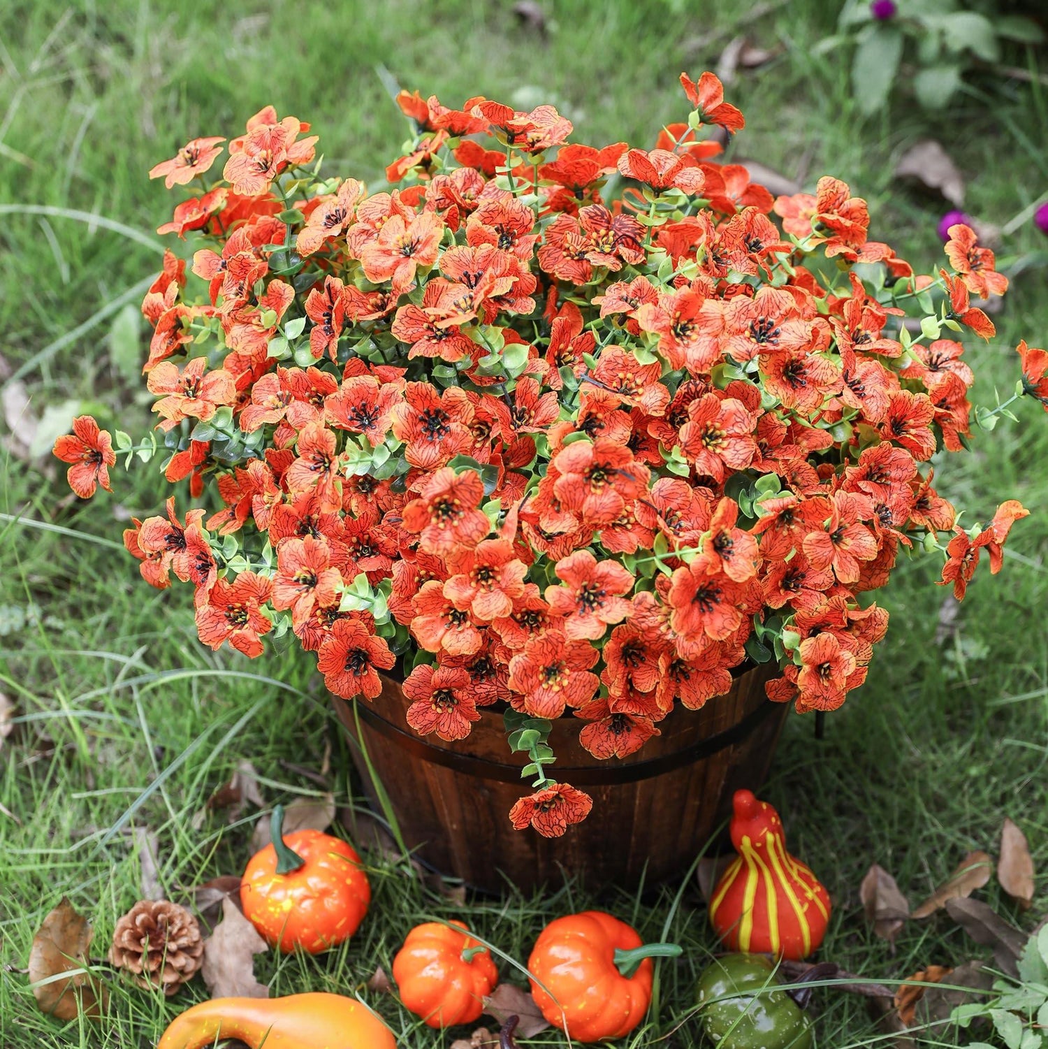 14&quot; Silk Daisy with Eucalyptus 12 Bundles- Orange - HyeFlora